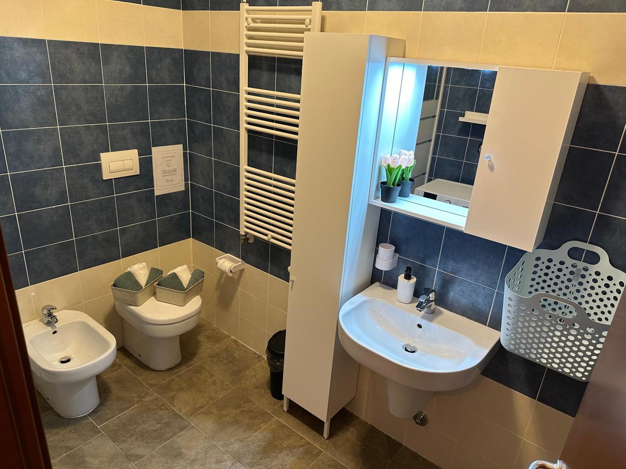 Апартаменты Il Gabbiano Savona "Luxury House" - Wifi, Parking, Shopping Center Экстерьер фото